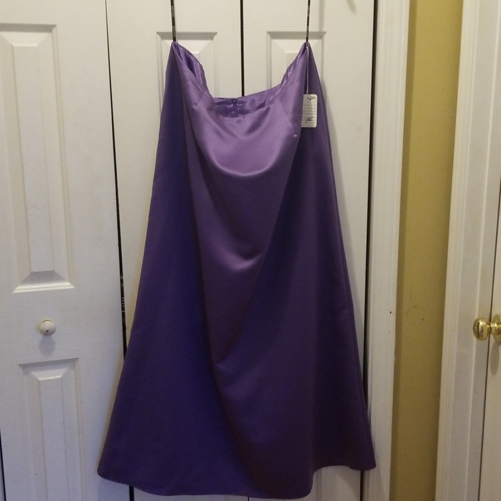 Xscape formal skirt